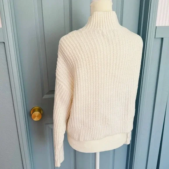 Elizabeth and James Cable Knit Cream Turtleneck Crop Sweater - Picture 7 of 9
